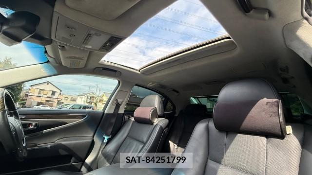 Lexus LS 2013-02 8282450-14