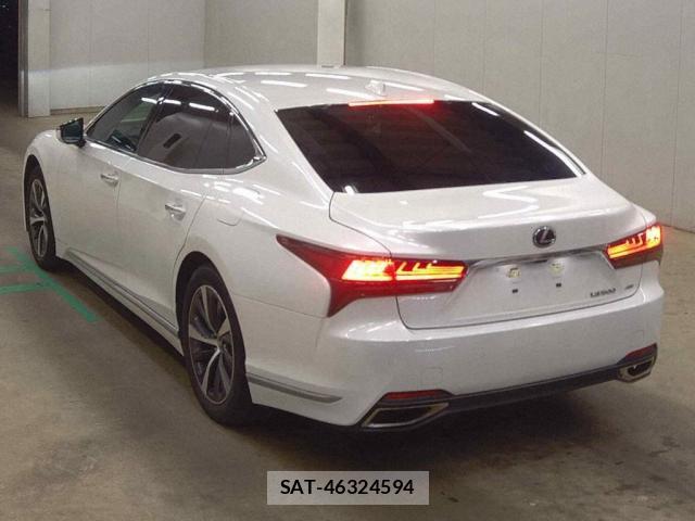 Lexus LS 2023-09 8283078-1