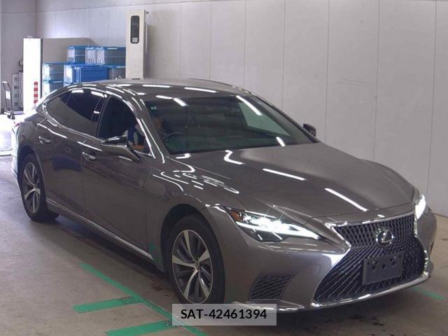 Lexus LS 2021-08 8283079-0