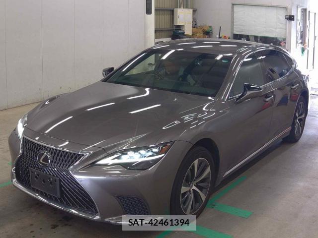Lexus LS 2021-08 8283079-4