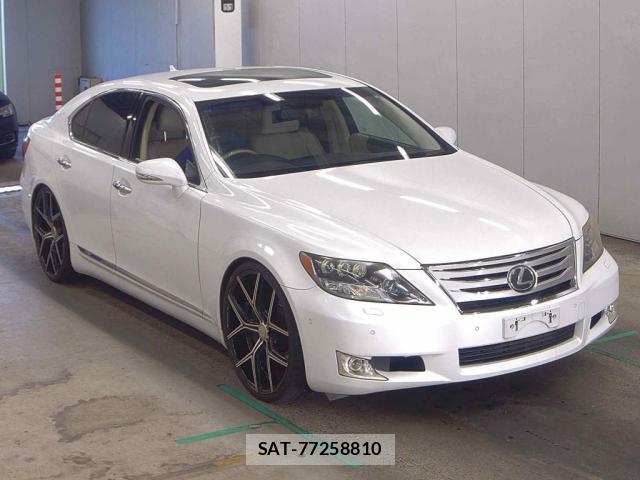 Lexus LS 2011-12 8283091-0