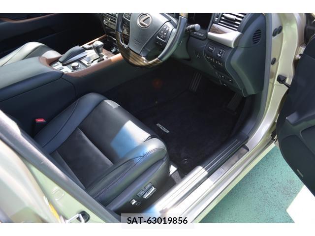 Lexus LS 2015-01 8283238-3