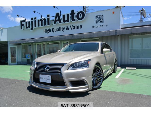 Lexus LS 2013-03 8283239-0
