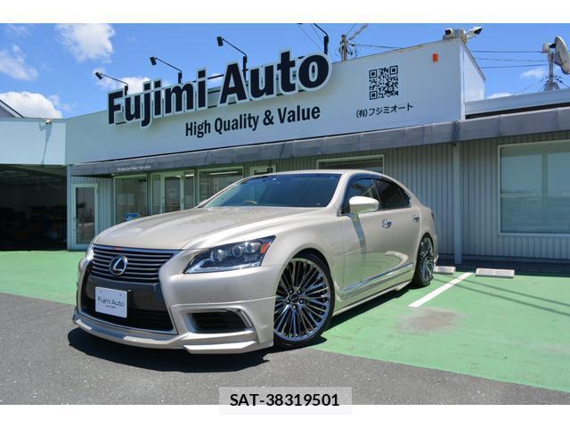 Lexus LS 2013-03 8283239-12