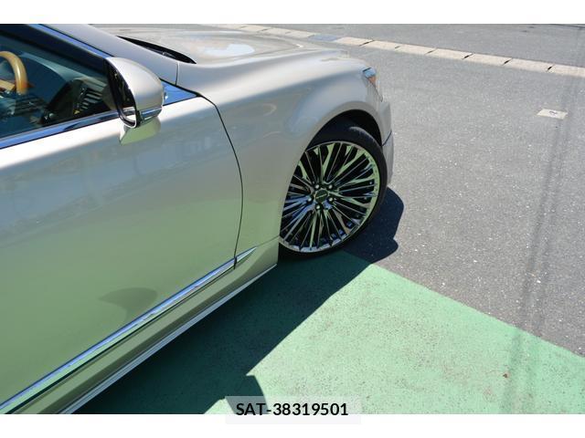 Lexus LS 2013-03 8283239-15
