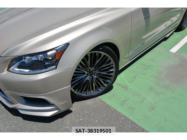Lexus LS 2013-03 8283239-7