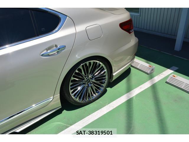 Lexus LS 2013-03 8283239-9