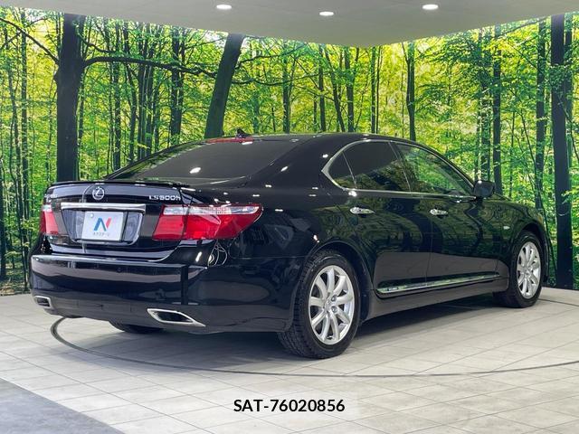 Lexus LS 2008-01 8283776-16