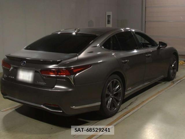 Lexus LS 2018-01 8283863-2