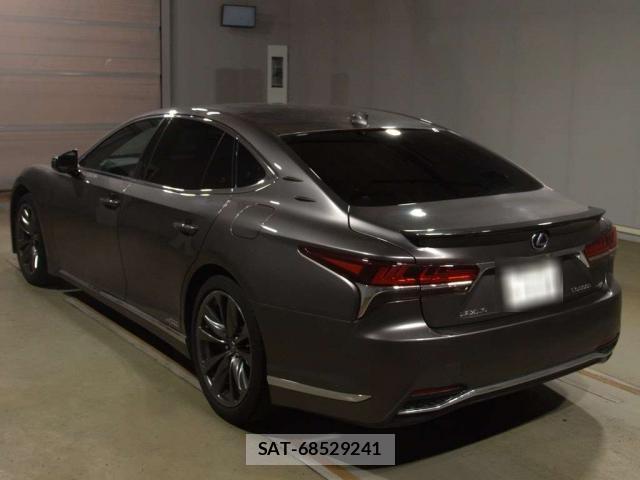Lexus LS 2018-01 8283863-3