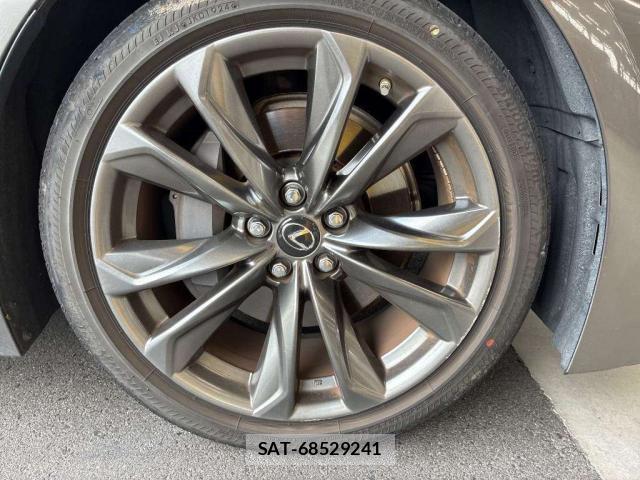 Lexus LS 2018-01 8283863-9