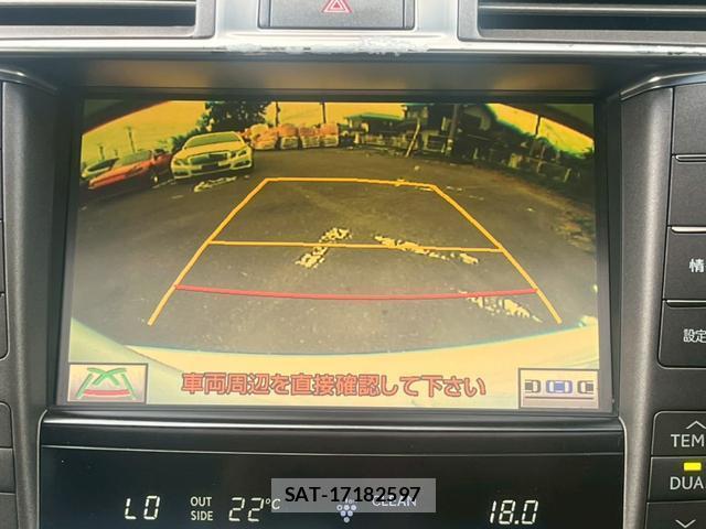 Lexus LS 2011-09 8284045-3