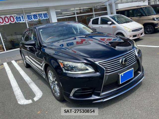 Lexus LS 2014-03 8285286-1
