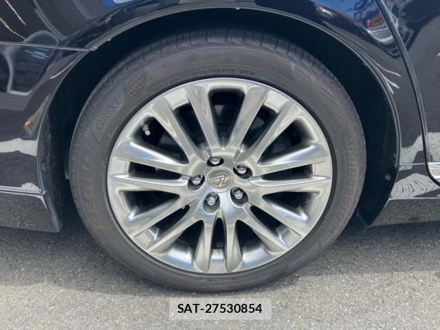 Lexus LS 2014-03 8285286-12