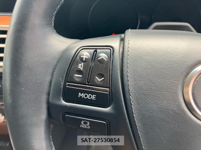 Lexus LS 2014-03 8285286-16