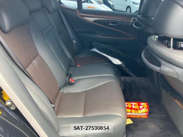 Lexus LS 2014-03 8285286-9