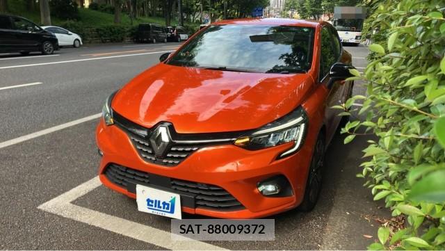 Renault LUTECIA 2021-06 8280660-11