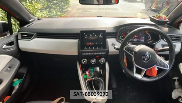 Renault LUTECIA 2021-06 8280660-2