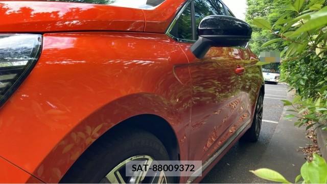 Renault LUTECIA 2021-06 8280660-3