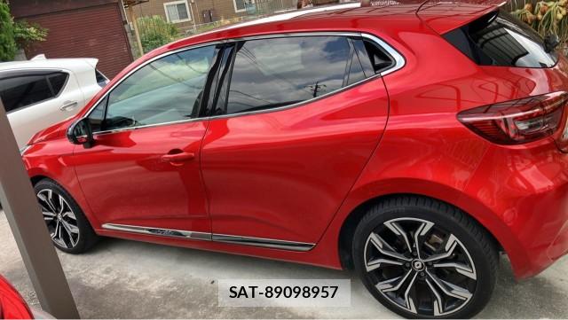 Renault LUTECIA 2023-07 8280715-10