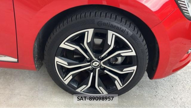 Renault LUTECIA 2023-07 8280715-8