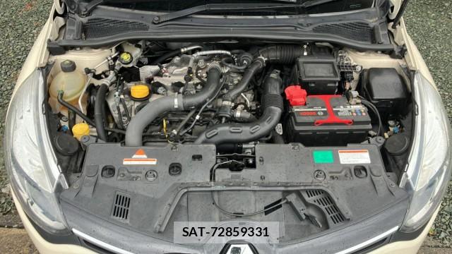 Renault LUTECIA 2015-07 8281533-7