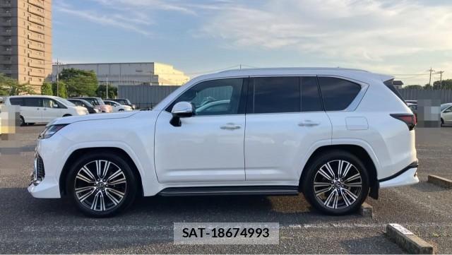 Lexus LX 2025-07 8277213-10