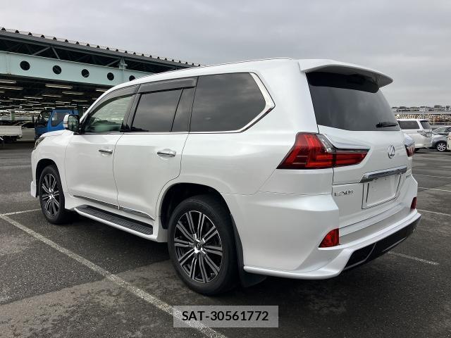 Lexus LX 2017-11 8278663-1