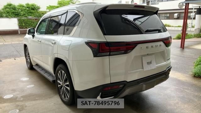 Lexus LX 2023-03 8281050-12