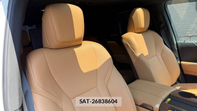 Lexus LX 2024-07 8281122-5