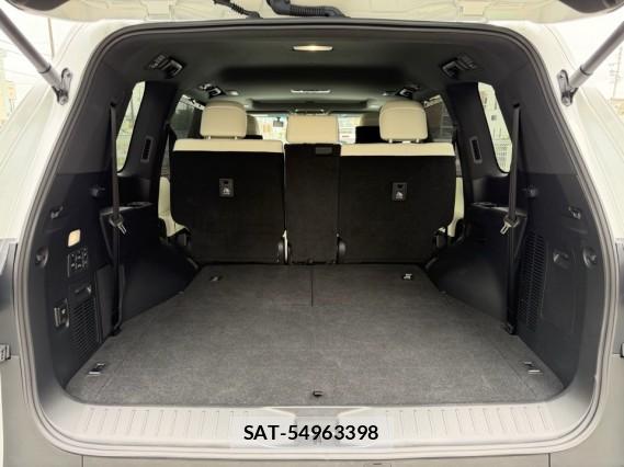 Lexus LX 2023-07 8281331-17