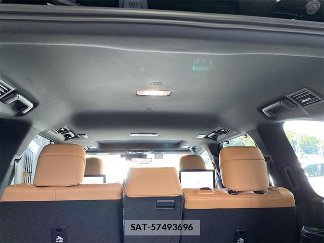 Lexus LX 2025-05 8285243-11