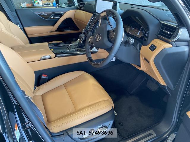 Lexus LX 2025-05 8285243-12