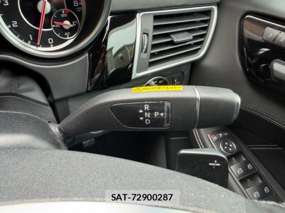 Mercedes Benz M-CLASS 2015-04 8281562-14