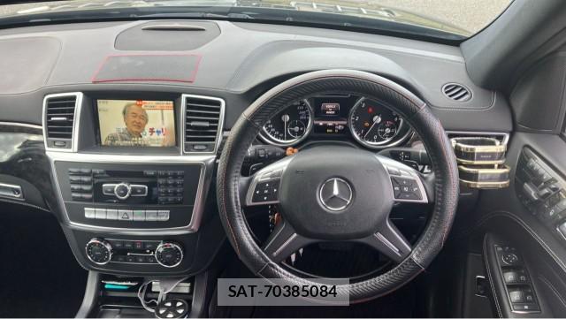 Mercedes Benz M-CLASS 2013-03 8282266-16