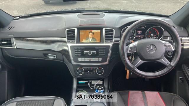 Mercedes Benz M-CLASS 2013-03 8282266-2