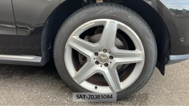 Mercedes Benz M-CLASS 2013-03 8282266-8
