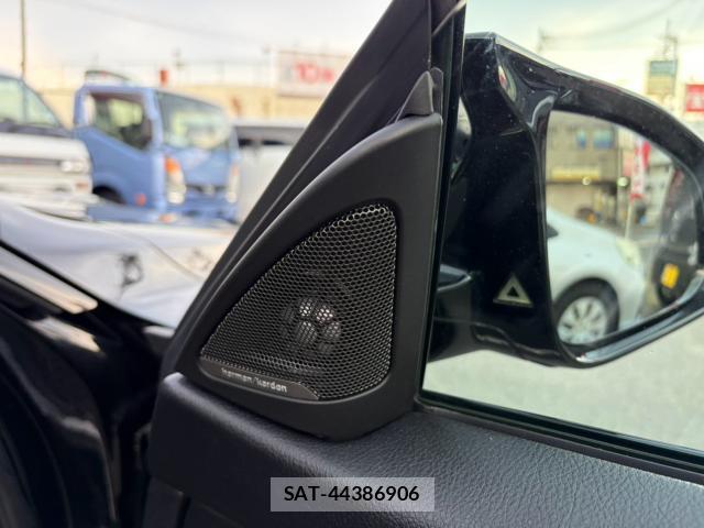 Bmw M4 2018-05 8284807-14