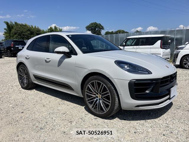 Porsche MACAN 2024-02 8278655-0