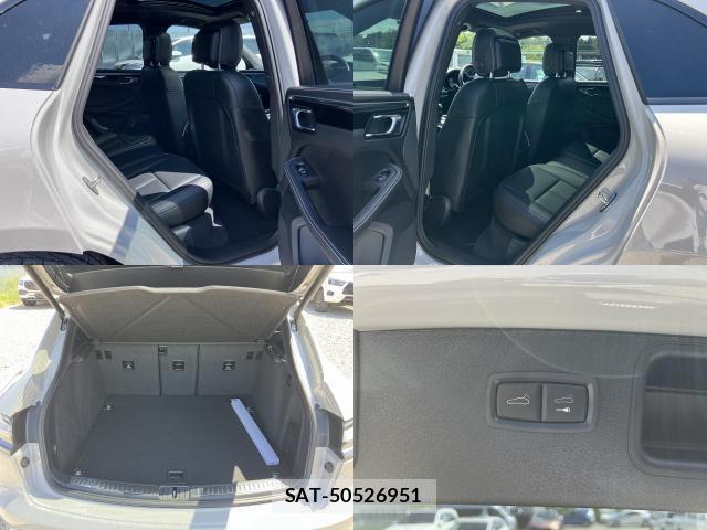Porsche MACAN 2024-02 8278655-6