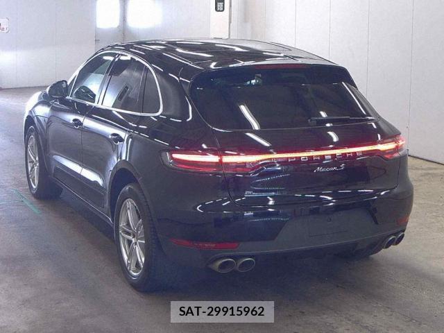 Porsche MACAN 2021-03 8278963-1