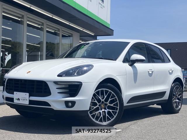 Porsche MACAN 2017-07 8279137-10