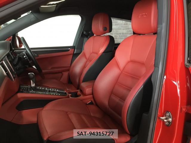 Porsche MACAN 2017-09 8279247-11
