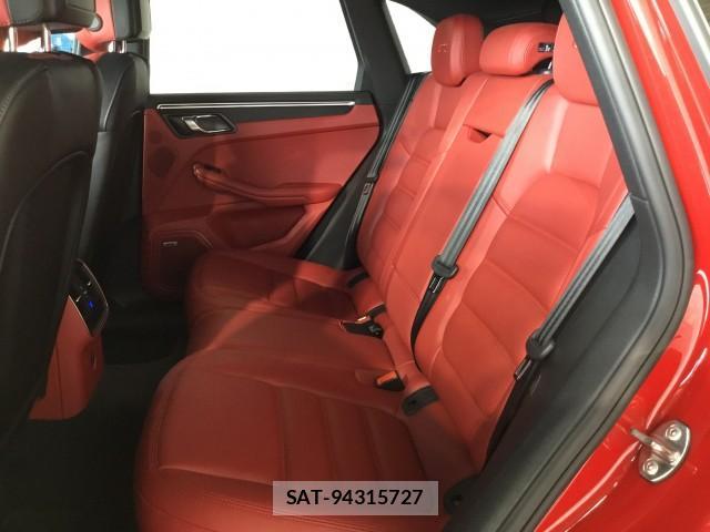 Porsche MACAN 2017-09 8279247-12