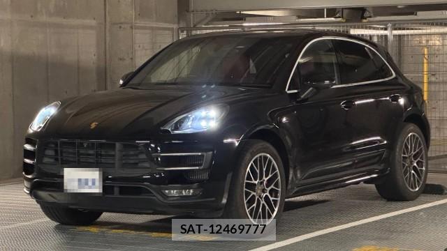 Porsche MACAN 2015-09 8281030-0