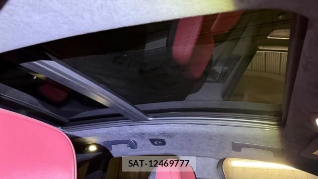 Porsche MACAN 2015-09 8281030-15