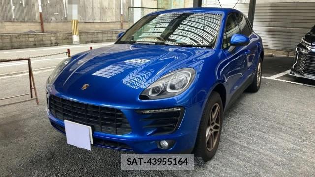 Porsche MACAN 2016-10 8281563-11