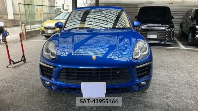 Porsche MACAN 2016-10 8281563-9