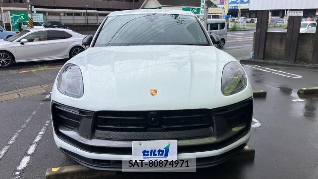 Porsche MACAN 2025-11 8281636-9