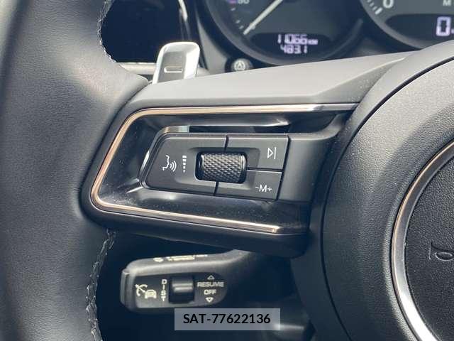 Porsche MACAN 2023-03 8283190-14